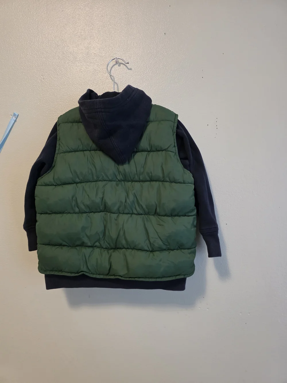 Old Navy Green Quilted Puffer Vest with Navy Sleeves